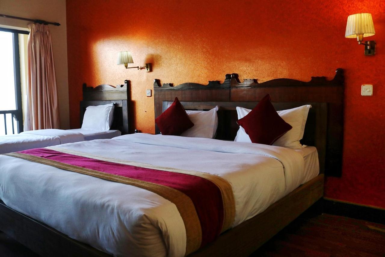 Hotel Chautari Pvt Ltd Нагаркот Экстерьер фото