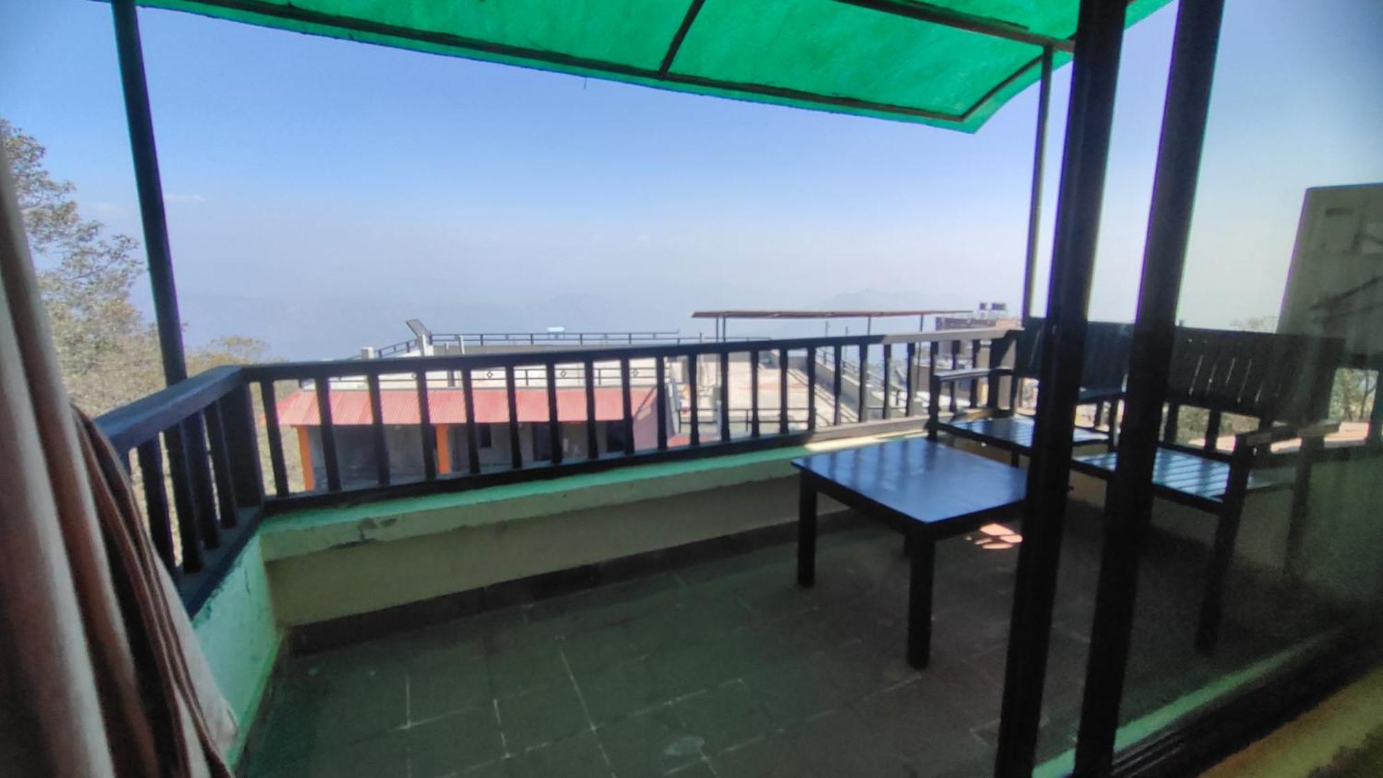 Hotel Chautari Pvt Ltd Нагаркот Экстерьер фото