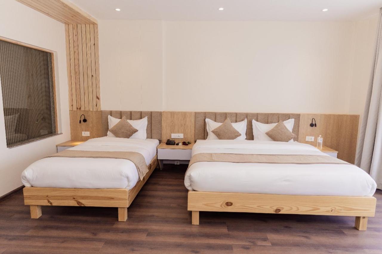 Hotel Chautari Pvt Ltd Нагаркот Экстерьер фото