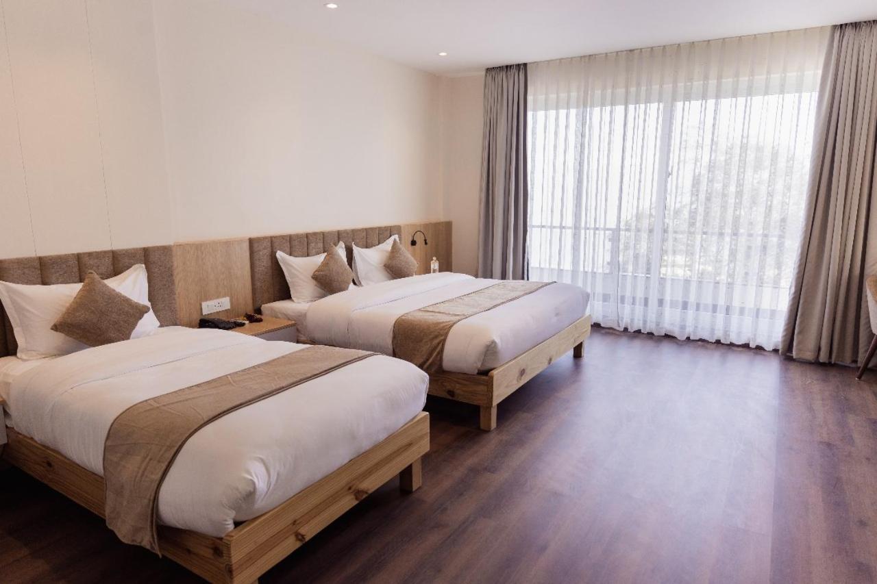Hotel Chautari Pvt Ltd Нагаркот Экстерьер фото